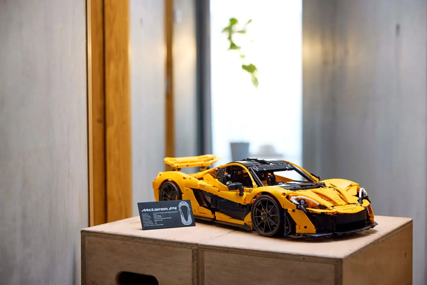 Technic McLaren P1 | Ultimate Supercar Model Kit